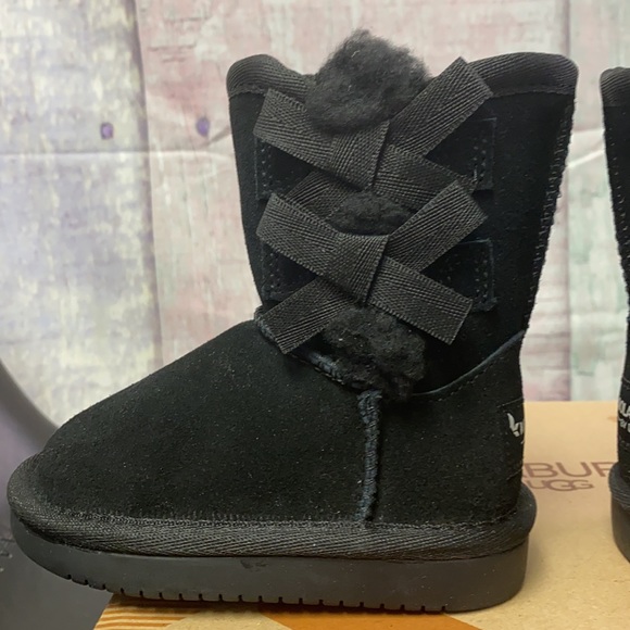 BNWTs Girls Koolaburra by UGG Short Boot. Size 5 - Picture 7 of 16